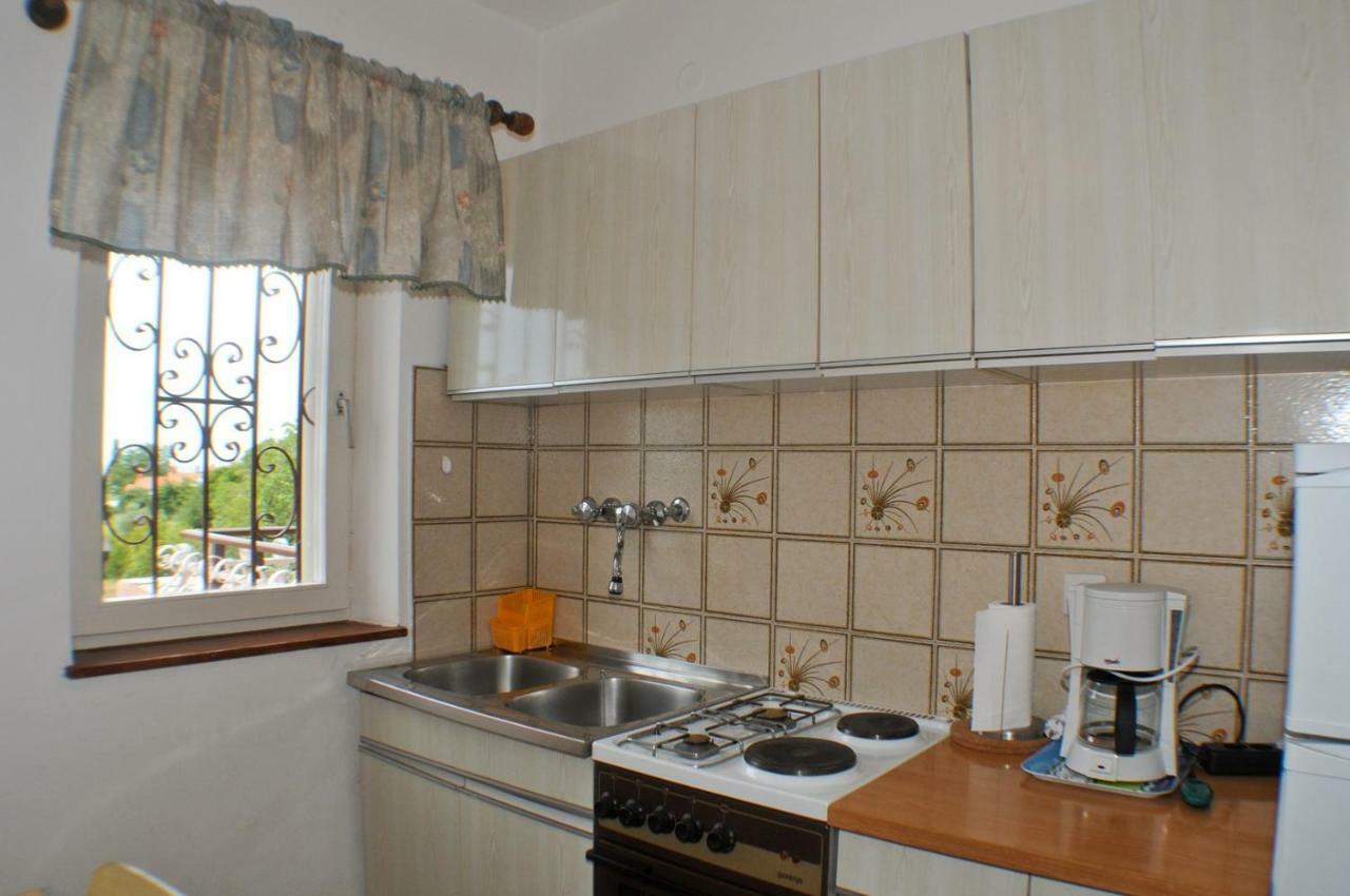 ホテル Haus Liliana Tar-Vabriga エクステリア 写真